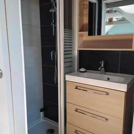 La Nacelle, Classee 3 Etoiles, Vue Degagee Port Et Apartman Le Tréport